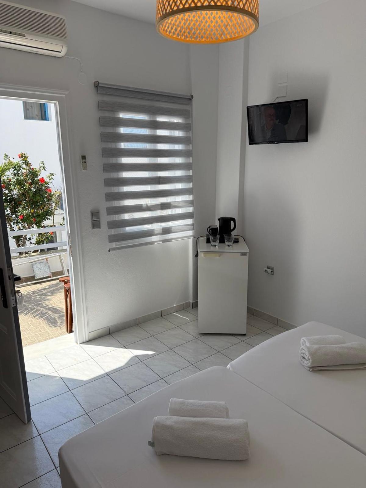 Chrysa House Hotell Kamares  Eksteriør bilde